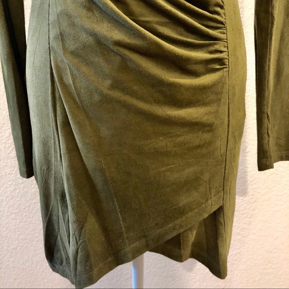 Solemio asymmetrical hem faux suede olive green long sleeve bodycon v-neck dress - Picture 3 of 13